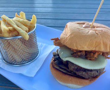 Cracked Conch Restaurant & Macabuca Tiki Bar signature dishes The Maca Super Salad
Big Maca Burger
Cracked Conch